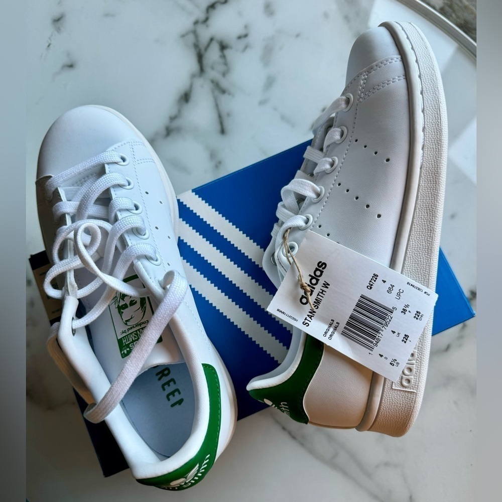 ❤️ HOT PICK ❤️ NWT Size US5.5 - Adidas Stan Smith Shoes (white/green) - Picture 6 of 15